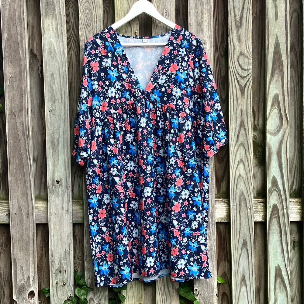 Floral v neck dress size Large
